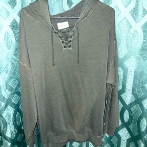 American eagle oversized pullover